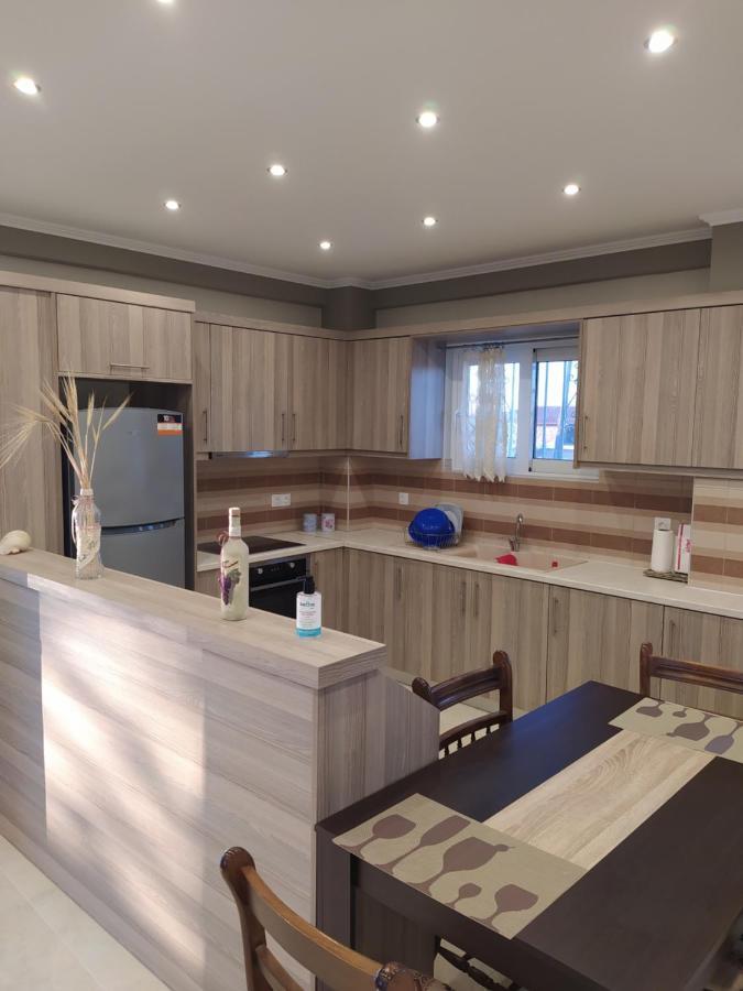 Just Constructed! Villa Gastouni Ngoại thất bức ảnh