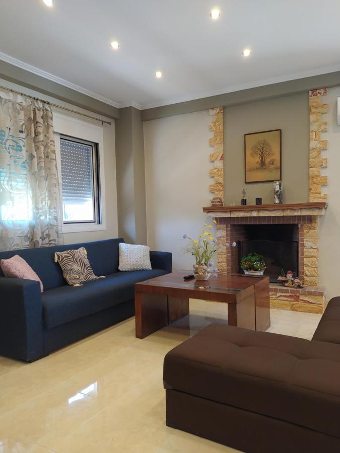 Just Constructed! Villa Gastouni Ngoại thất bức ảnh